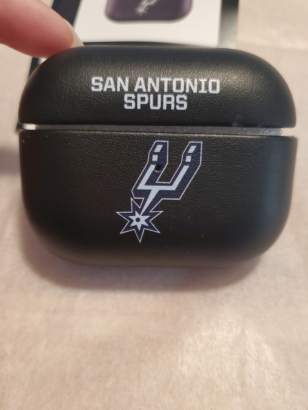 NBA San Antonio Spurs 2nd Gen Airpods Case Cover